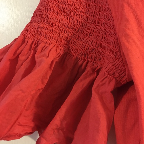 Coral ruffle sleeved top - Picture 2 of 3